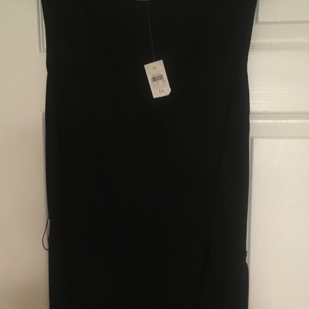 Ann Taylor Jersey Fix Wrap with bias Ruffel hem 14